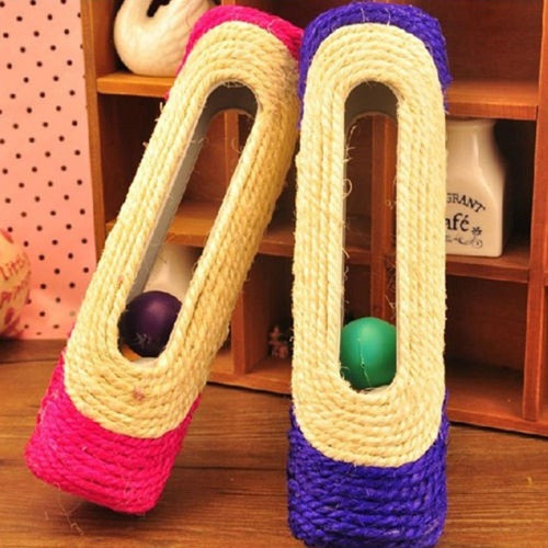 Sisal Scratching Post with Trapped Ball